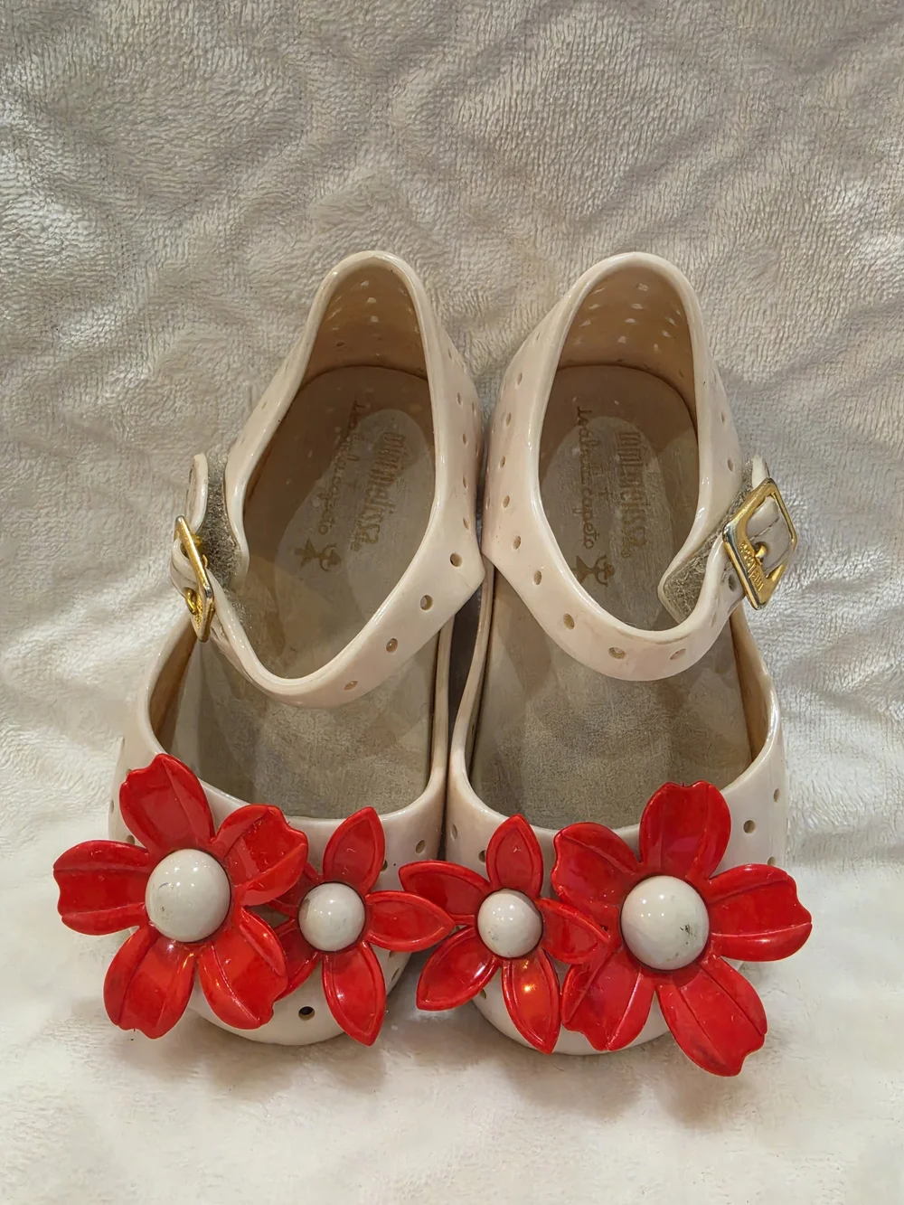 Mini Melissa Kids Sz 6 Toddler. Cream Jelly Sandals with Red Flower Accents.